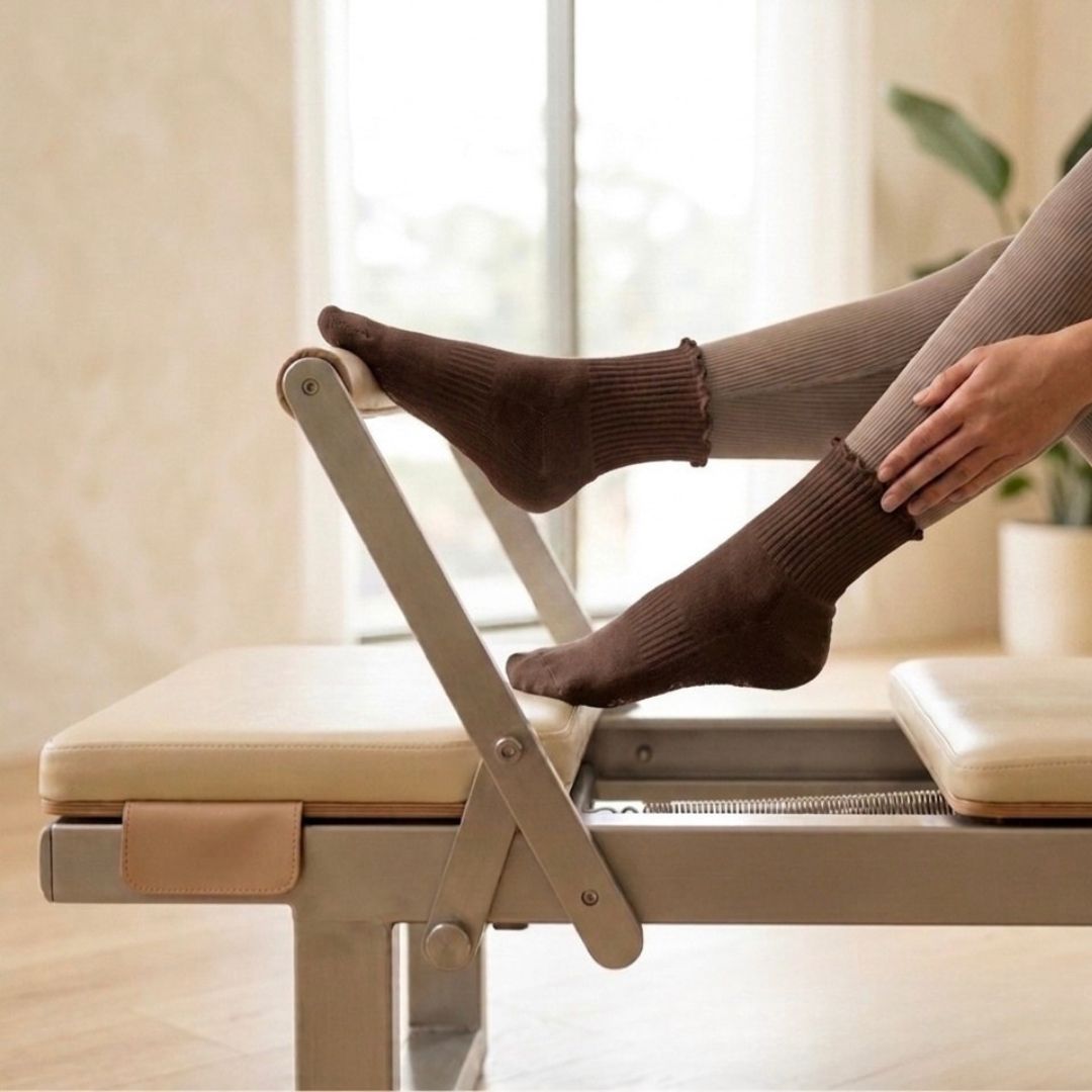 Crew Yoga Socks - Espresso Polar Feet