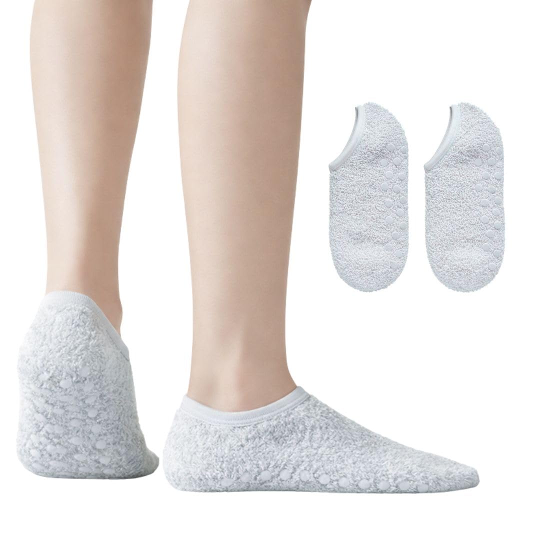 Non-Slip Fuzzy No-Show Socks - White/Light Gray/Gray | Polar Feet