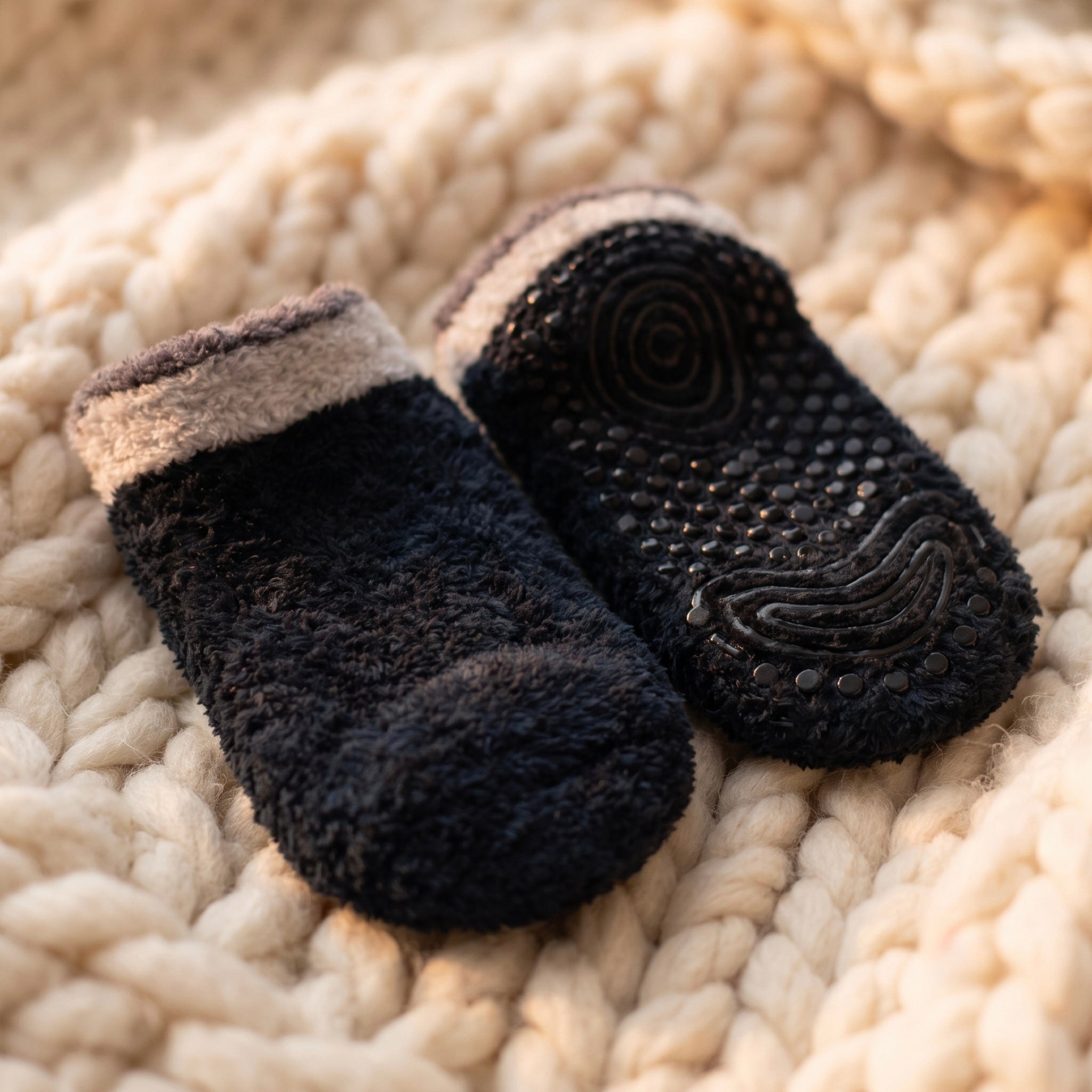 What Makes Socks 'Non-Slip'? A Quick Guide to Grip Technology Polar Feet® LLC