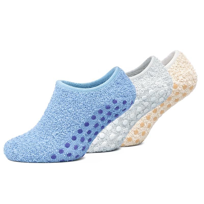 Non-Slip Fuzzy No-Show Socks - Dusty Blue/Light Gray/Cream | Polar Feet