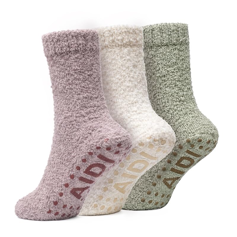Non-Slip Fuzzy Crew Socks - Mauve/Oatmeal/Green | Polar Feet